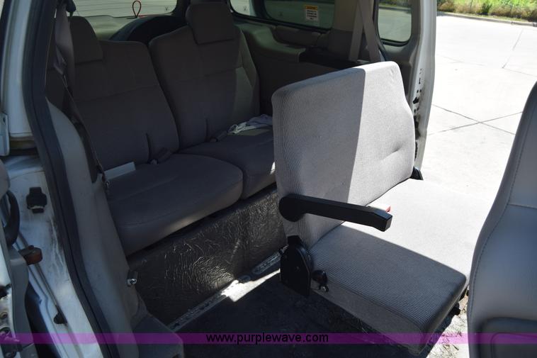 image for item J6614 2003 Chevrolet Venture Cargo van