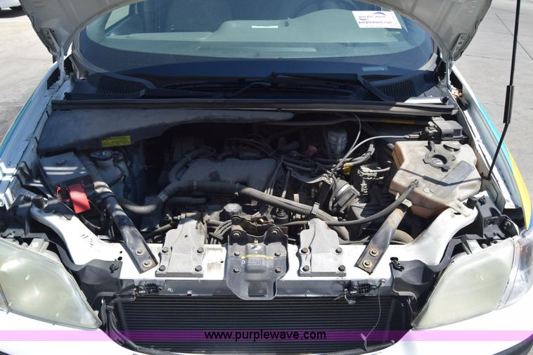 image for item J6614 2003 Chevrolet Venture Cargo van