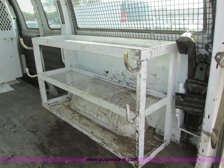 image for item J6616 2011 Chevrolet Express 2500 Cargo van