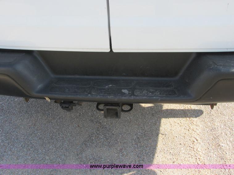 image for item J6616 2011 Chevrolet Express 2500 Cargo van