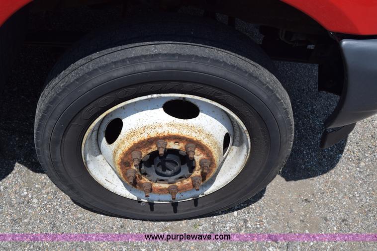 image for item K8504 2004 Ford F550 Super Duty XL Crew Cab fire rescue truck