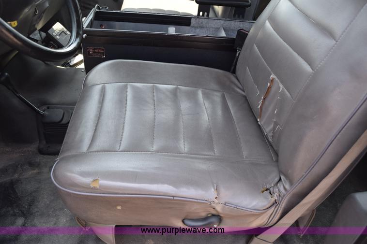 image for item K8505 2002 Ford F550 Super Duty XL Crew Cab fire rescue truck