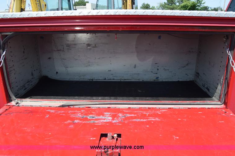 image for item K8505 2002 Ford F550 Super Duty XL Crew Cab fire rescue truck