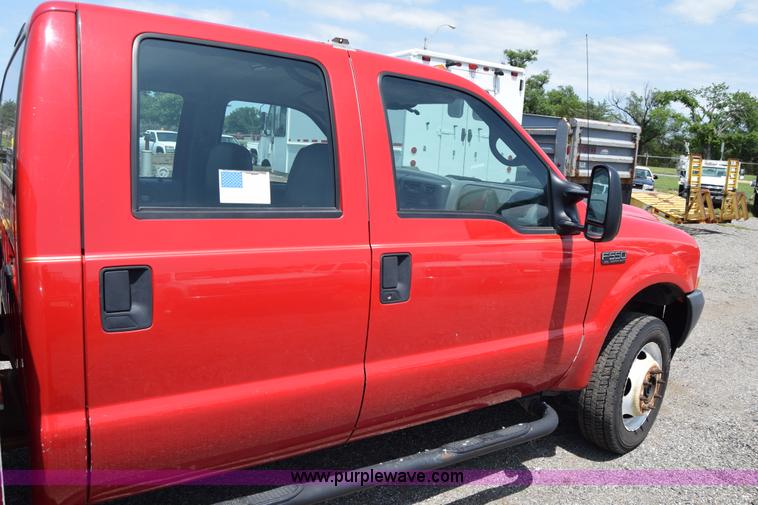 image for item K8505 2002 Ford F550 Super Duty XL Crew Cab fire rescue truck