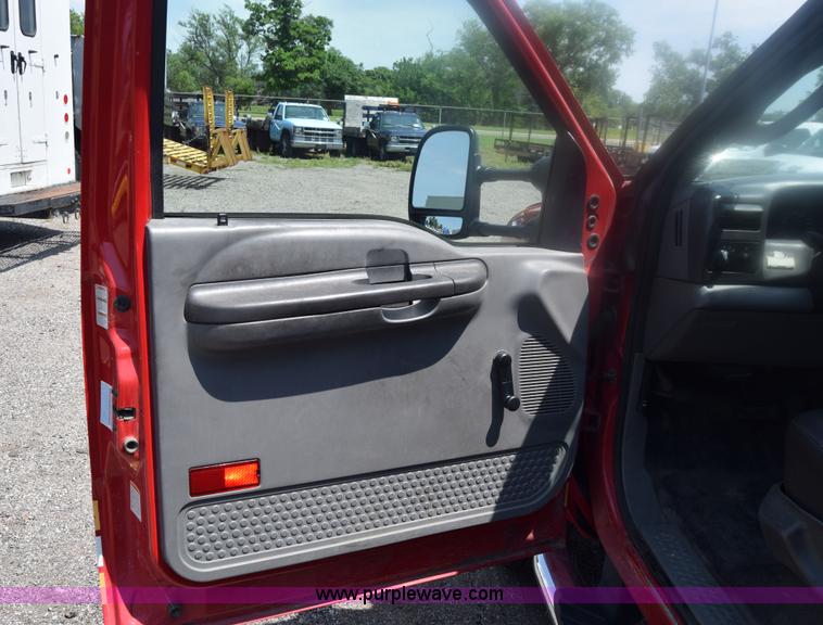 image for item K8506 2004 Ford F550 Super Duty XL Crew Cab fire rescue truck