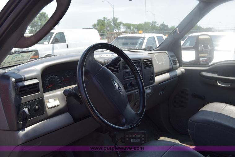 image for item K8506 2004 Ford F550 Super Duty XL Crew Cab fire rescue truck