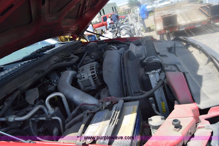 image for item K8506 2004 Ford F550 Super Duty XL Crew Cab fire rescue truck