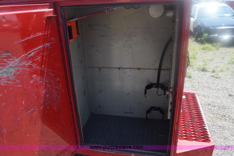 image for item K8506 2004 Ford F550 Super Duty XL Crew Cab fire rescue truck