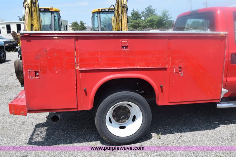 image for item K8506 2004 Ford F550 Super Duty XL Crew Cab fire rescue truck