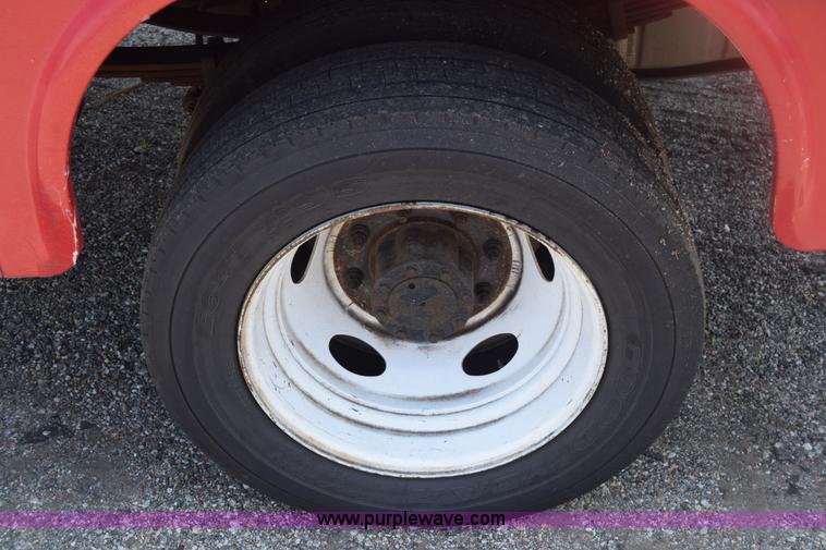 image for item K8506 2004 Ford F550 Super Duty XL Crew Cab fire rescue truck