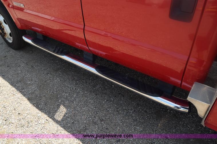 image for item K8506 2004 Ford F550 Super Duty XL Crew Cab fire rescue truck