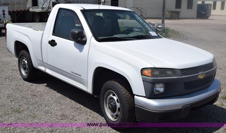 image for item K8507 2005 Chevrolet Colorado pickup truck
