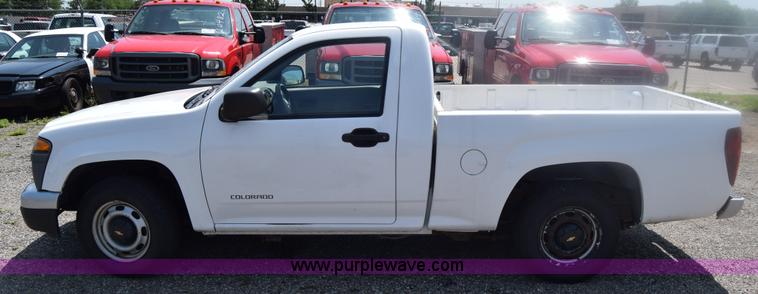 image for item K8507 2005 Chevrolet Colorado pickup truck