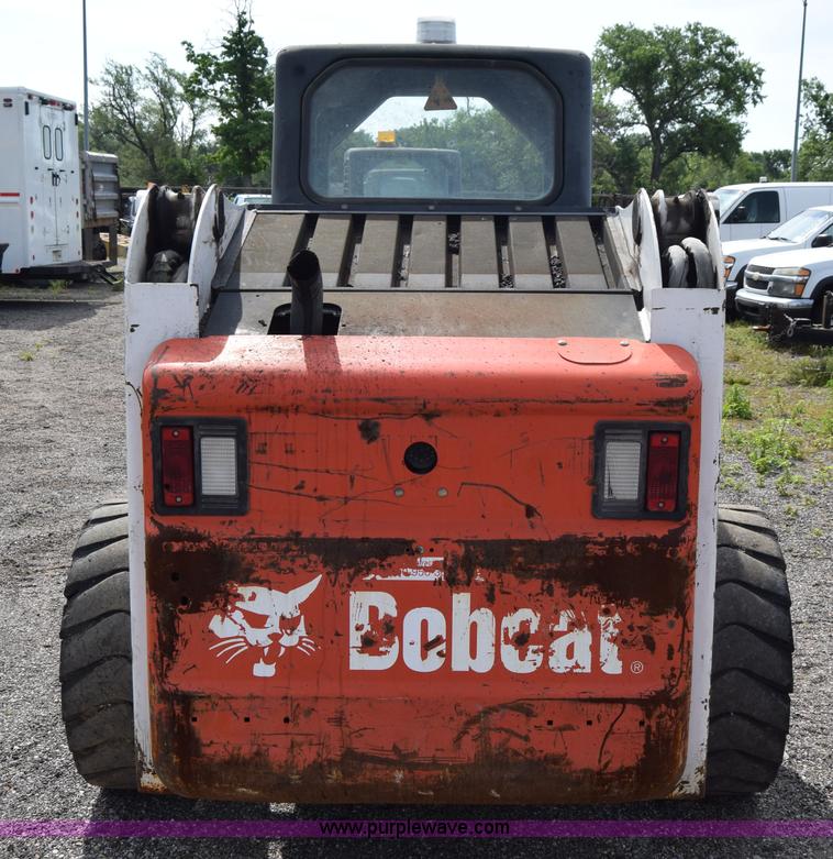 image for item K8511 2006 Bobcat S220 skid steer