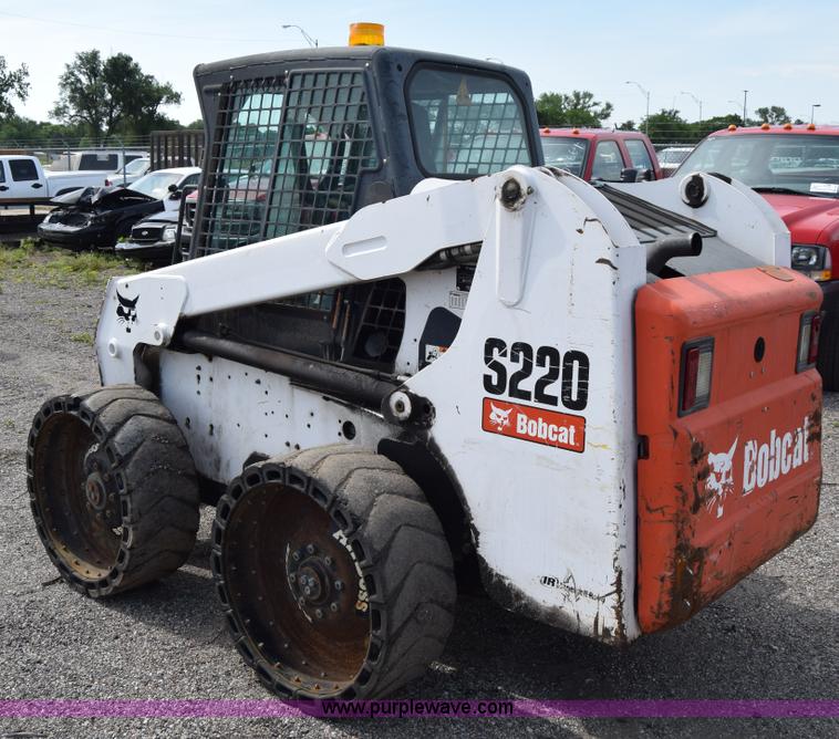 image for item K8512 2006 Bobcat S220 skid steer