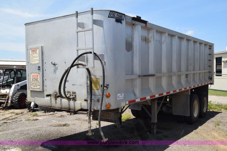 image for item K8517 1997 East Pusher ejection trailer