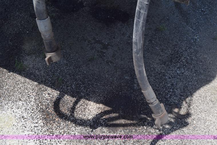 image for item K8517 1997 East Pusher ejection trailer