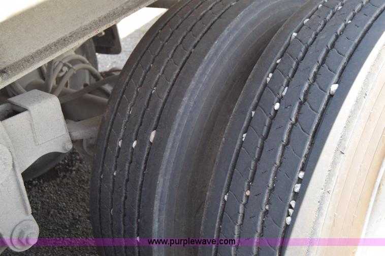 image for item K8517 1997 East Pusher ejection trailer