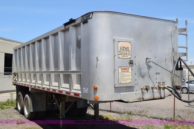image for item K8518 1997 East Pusher ejection trailer