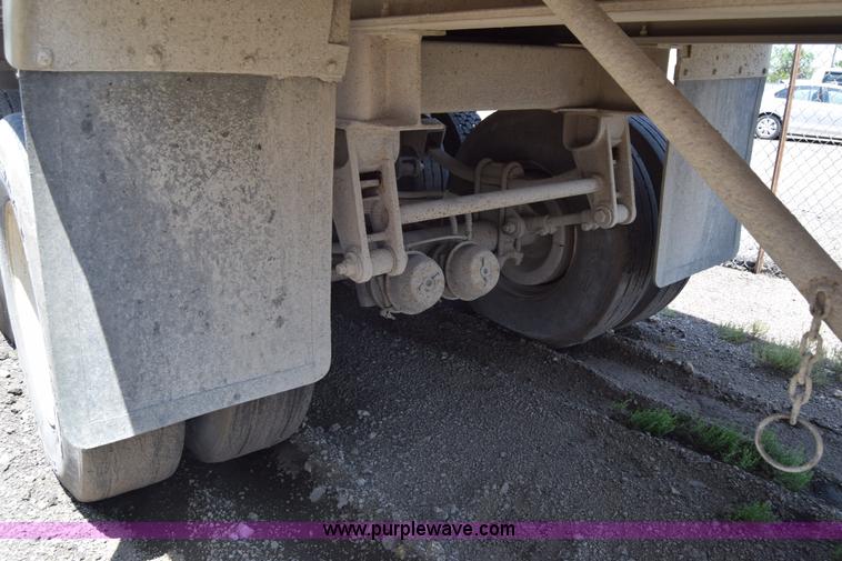 image for item K8518 1997 East Pusher ejection trailer