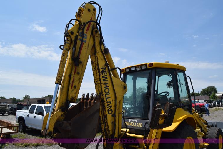 image for item K8522 2003 New Holland LB75 backhoe
