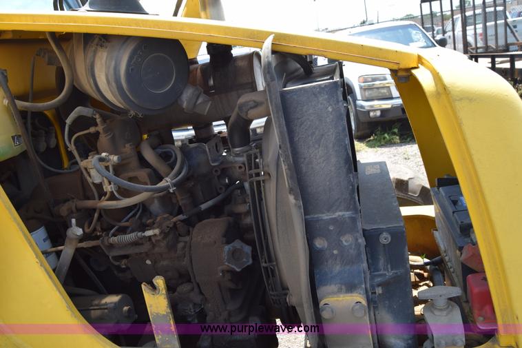 image for item K8522 2003 New Holland LB75 backhoe