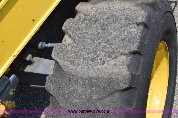 image for item K8522 2003 New Holland LB75 backhoe