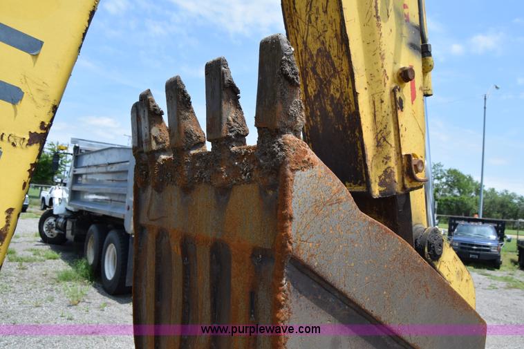 image for item K8522 2003 New Holland LB75 backhoe