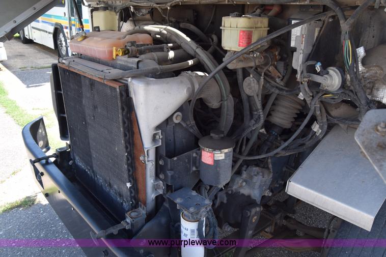 image for item K8524 2006 Freightliner MT55 delivery van
