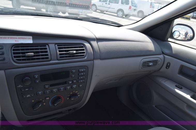 image for item K8541 2006 Ford Taurus SE