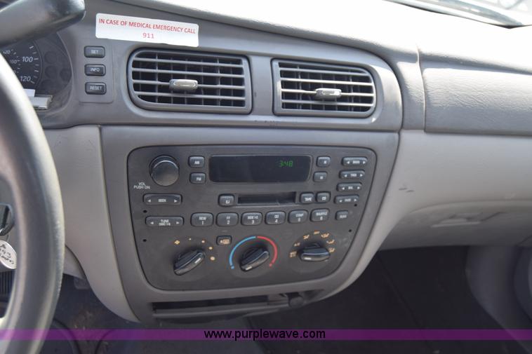 image for item K8541 2006 Ford Taurus SE