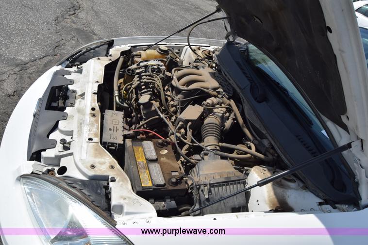 image for item K8541 2006 Ford Taurus SE