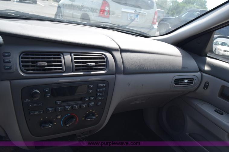 image for item K8543 2006 Ford Taurus SE