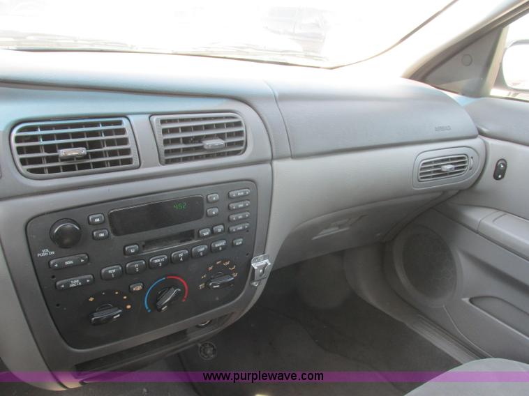image for item K8547 2006 Ford Taurus SE