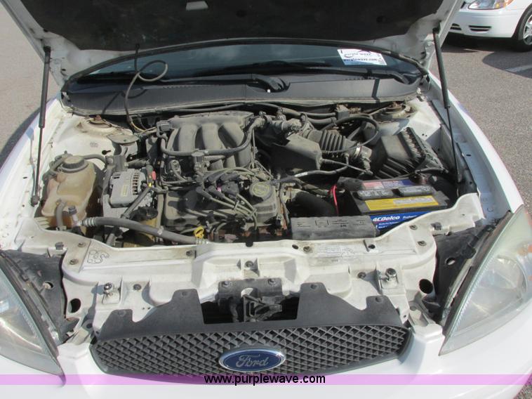 image for item K8554 2006 Ford Taurus SE