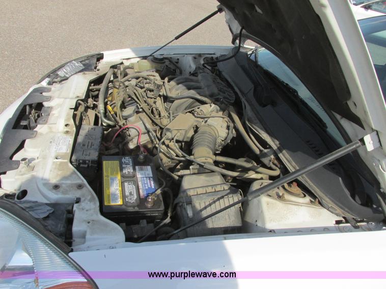 image for item K8556 2006 Ford Taurus SE