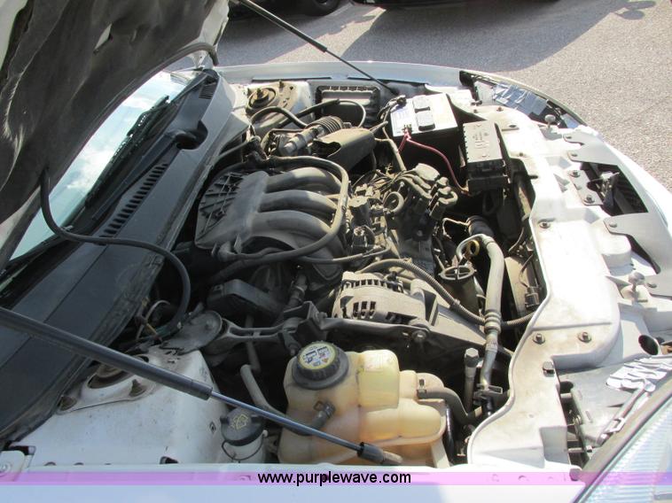 image for item K8556 2006 Ford Taurus SE