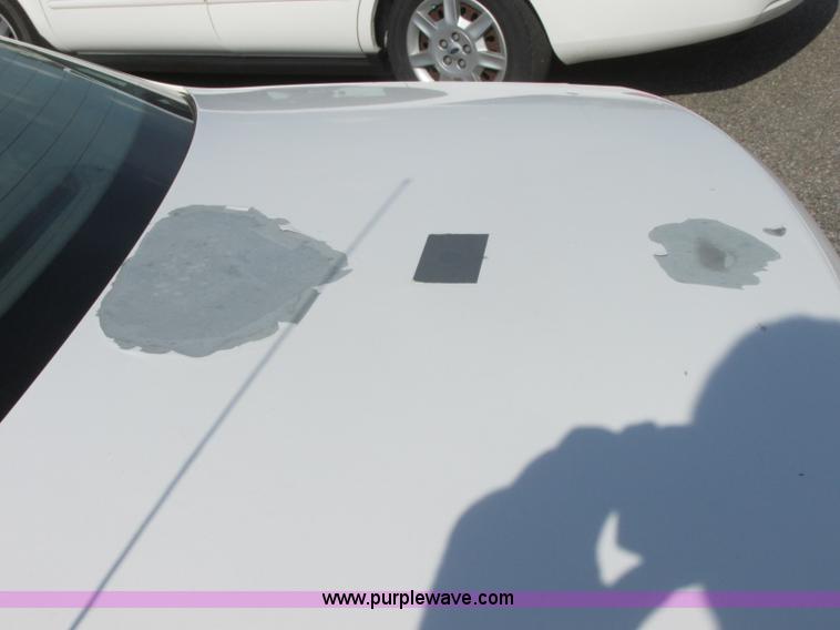 image for item K8556 2006 Ford Taurus SE