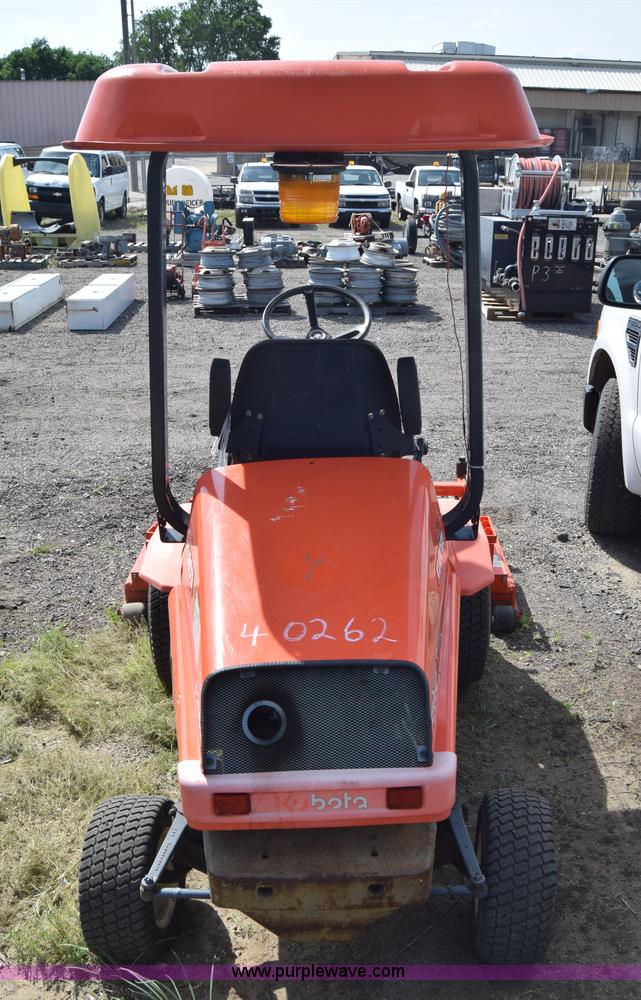image for item K8562 Kubota F2560 lawn mower