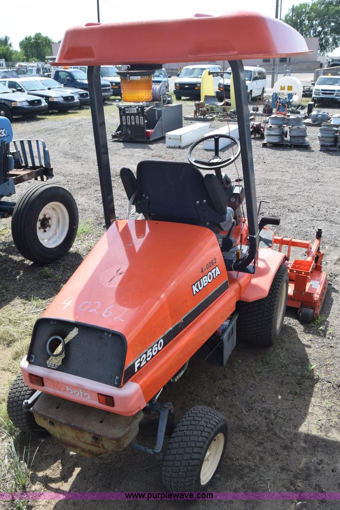 image for item K8562 Kubota F2560 lawn mower