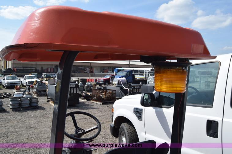 image for item K8562 Kubota F2560 lawn mower