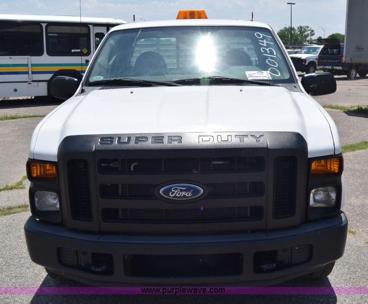 image for item K8564 2008 Ford F250 Super Duty XL SuperCab pickup truck
