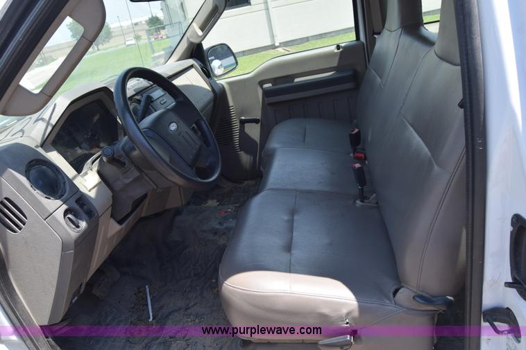 image for item K8564 2008 Ford F250 Super Duty XL SuperCab pickup truck