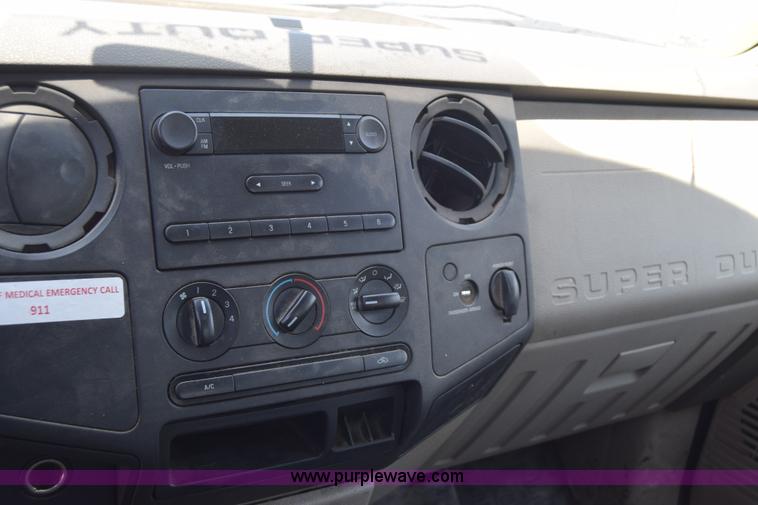 image for item K8564 2008 Ford F250 Super Duty XL SuperCab pickup truck