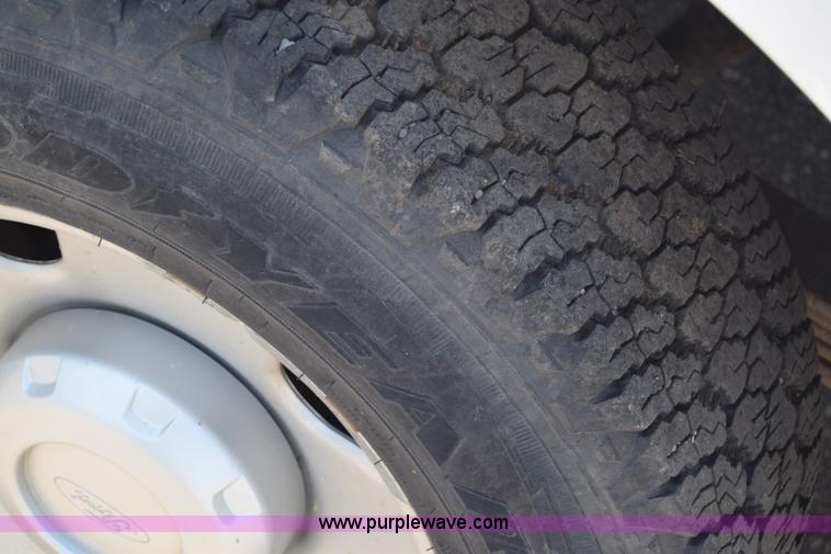 image for item K8564 2008 Ford F250 Super Duty XL SuperCab pickup truck