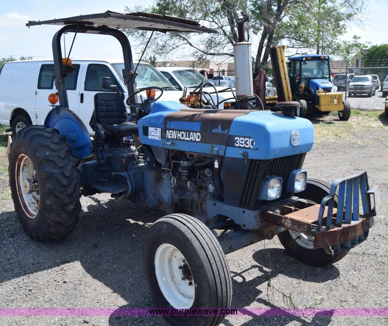 image for item K8565 1996 New Holland 3930 tractor