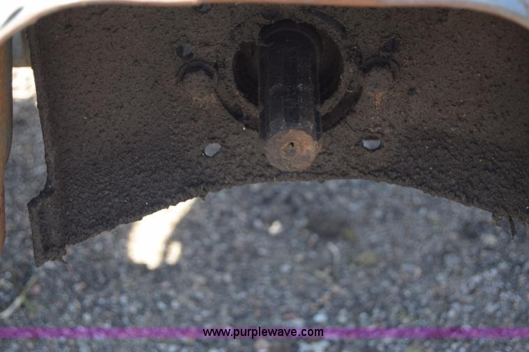 image for item K8565 1996 New Holland 3930 tractor