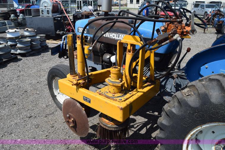 image for item K8565 1996 New Holland 3930 tractor
