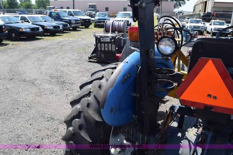 image for item K8565 1996 New Holland 3930 tractor