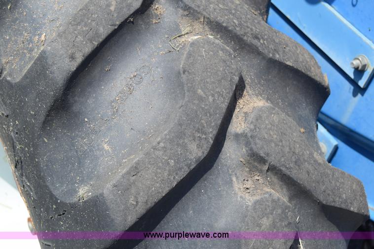 image for item K8565 1996 New Holland 3930 tractor